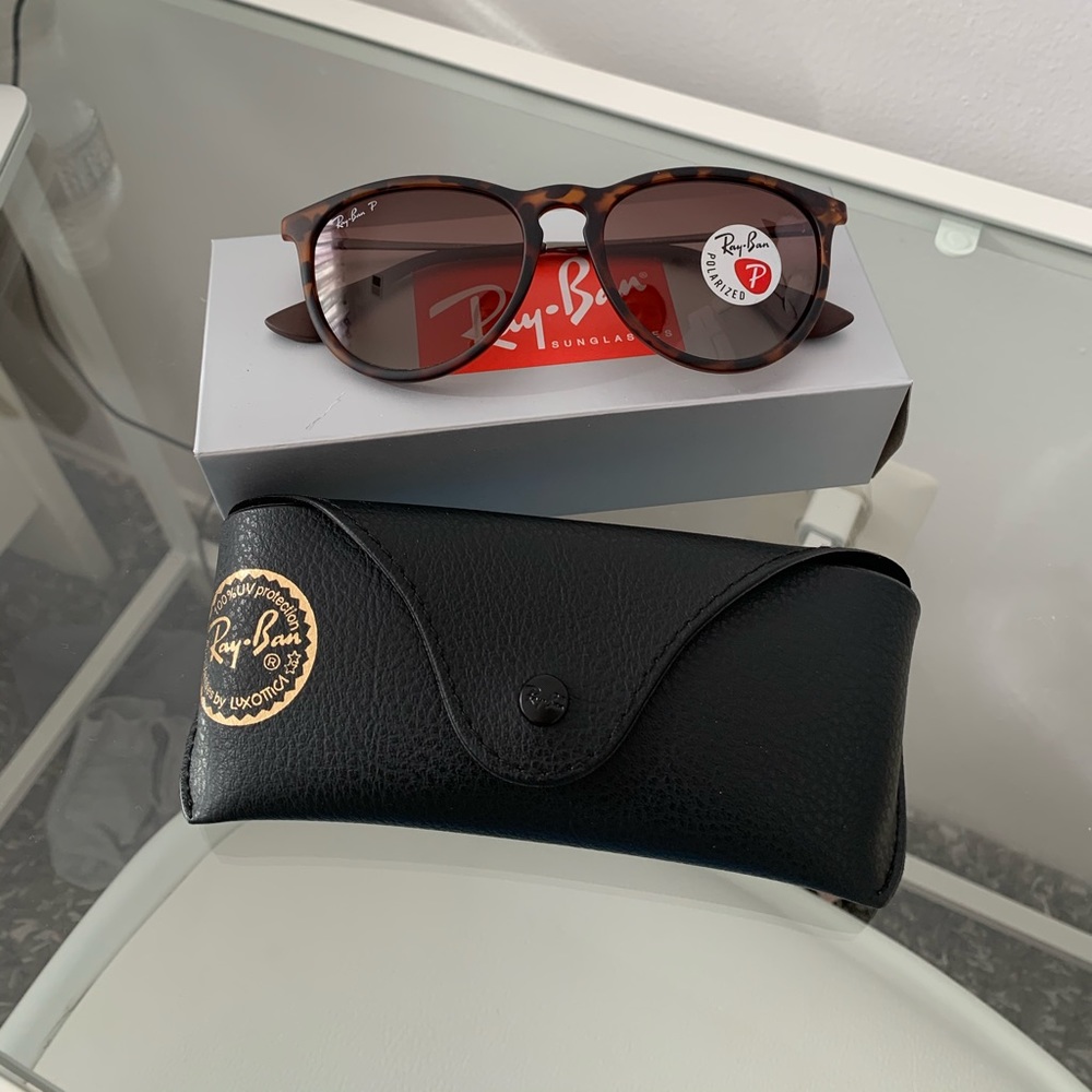 Ray Bans “Erika” sunglasses brand new